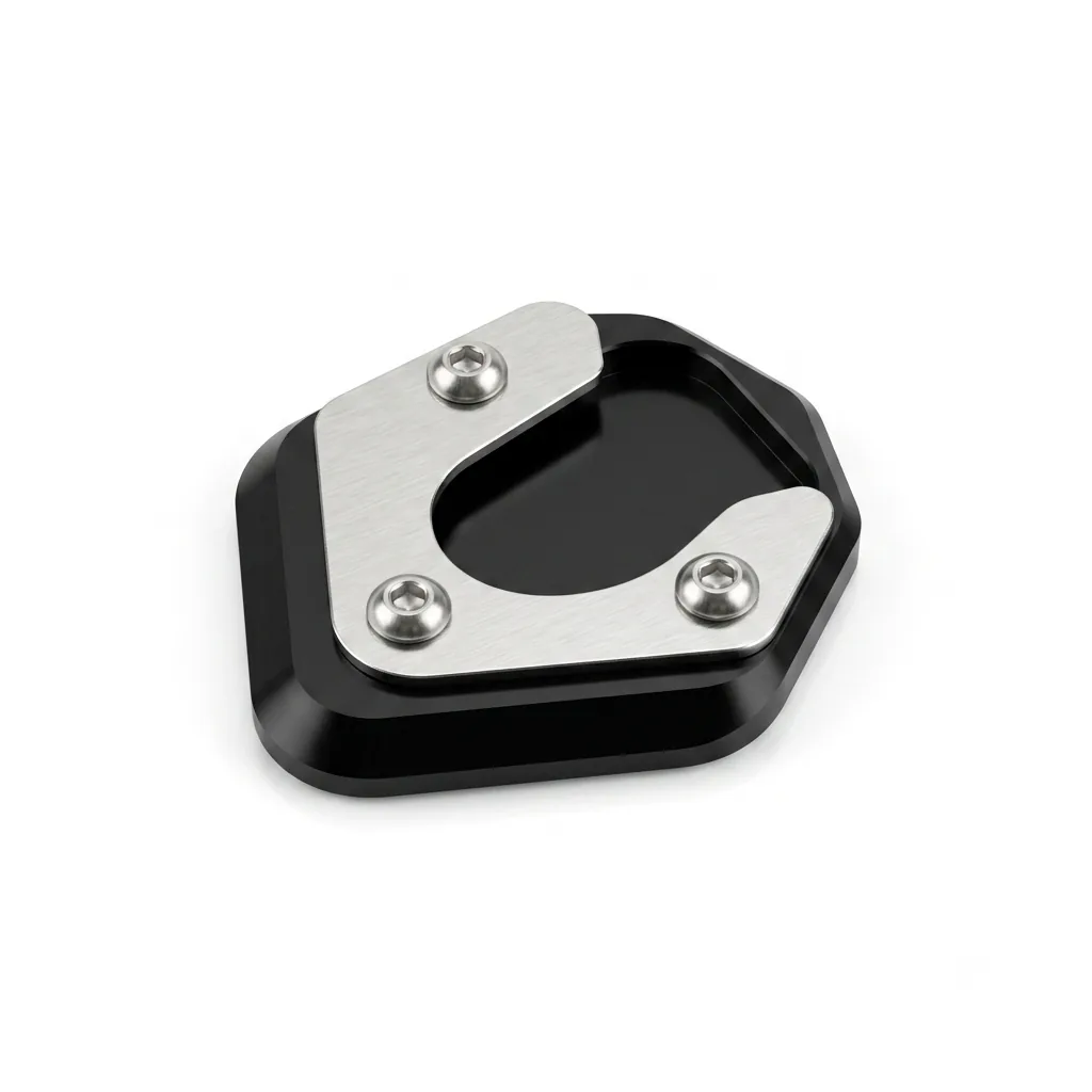 УВЕЛИЧЕННАЯ ПРОСТАВКА ДЛЯ БОКОВОЙ НОЖКИ  ЧЁРНЫЙ ЦВЕТ (SIDE STAND ENLARGED BASE) CFMOTO 450MT